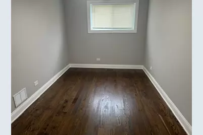 10042 S Princeton Avenue, Chicago, IL 60628 - Photo 36