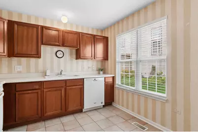 2911 Bartlett Court #104, Naperville, IL 60564 - Photo 8