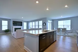 1174 Larswood Ln, Crystal Lake, IL 60012 - Photo 14
