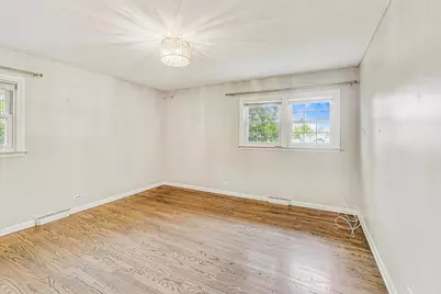 125 N Prospect Avenue, Clarendon Hills, IL 60514 - Photo 14