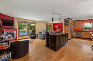 400 Old Hunt Rd, Fox River Grove, IL 60021 - Photo 4