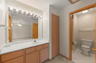 207 Ashley Way, Bloomingdale, IL 60108 - Photo 24