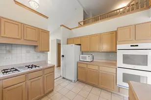 207 Ashley Way, Bloomingdale, IL 60108 - Photo 6