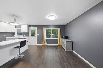 1204 Lincoln Court, Streamwood, IL 60107 - Photo 22