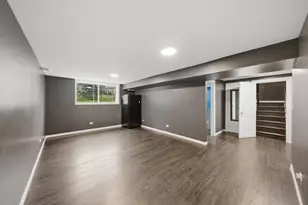1204 Lincoln Ct, Streamwood, IL 60107 - Photo 30