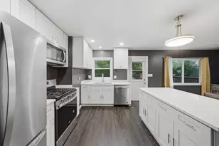1204 Lincoln Ct, Streamwood, IL 60107 - Photo 16
