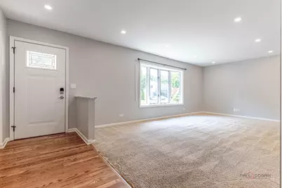 45 Monterey Drive, Vernon Hills, IL 60061 - Photo 12