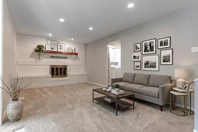 45 Monterey Drive, Vernon Hills, IL 60061 - Photo 4