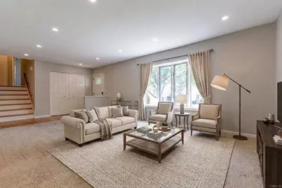 45 Monterey Drive, Vernon Hills, IL 60061 - Photo 2