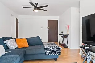 9645 Ridgeland Ave, Oak Lawn, IL 60453 - Photo 4