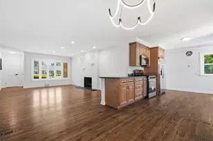 5022 Fargo Ave, Skokie, IL 60077 - Photo 8