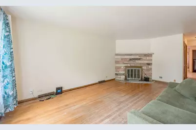14446 Minerva Avenue, Dolton, IL 60419 - Photo 2