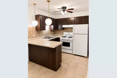 5733 W 103rd Street #2W, Oak Lawn, IL 60453 - Photo 2