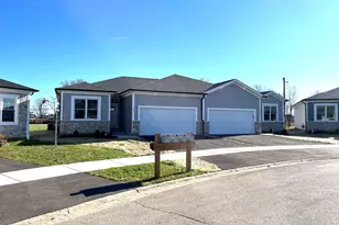 956 Partridge Cir, Marengo, IL 60152 - Photo 1