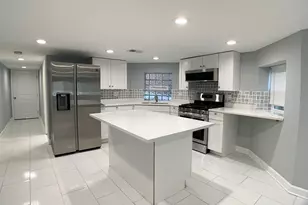 2327 N Harding Ave, Chicago, IL 60647 - Photo 6