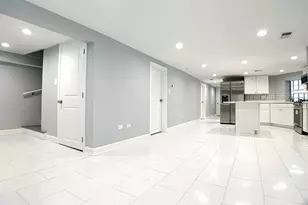 2327 N Harding Ave, Chicago, IL 60647 - Photo 2
