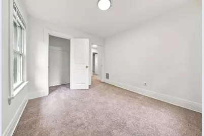 387 S Evergreen Avenue, Kankakee, IL 60901 - Photo 18