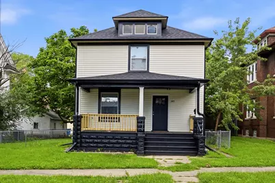 387 S Evergreen Avenue, Kankakee, IL 60901 - Photo 2