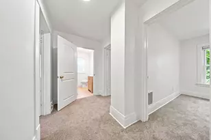 387 S Evergreen Ave, Kankakee, IL 60901 - Photo 16