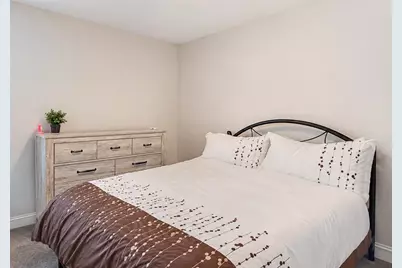 900 Ashley Court, Westmont, IL 60559 - Photo 22