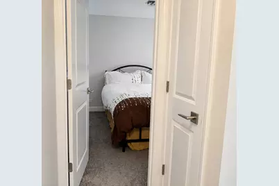 900 Ashley Court, Westmont, IL 60559 - Photo 20