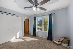 1114 Edgerton Dr, Joliet, IL 60435 - Photo 10