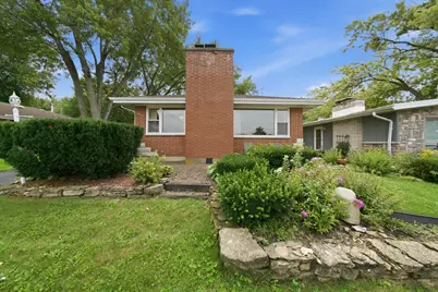 39181 N Cedar Crest Drive, Lake Villa, IL 60046 - Photo 2
