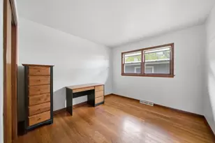 39181 N Cedar Crest Dr, Lake Villa, IL 60046 - Photo 14