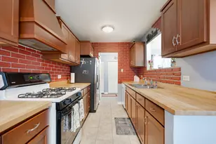 1406 Glen Hill Dr, Glendale Heights, IL 60139 - Photo 8