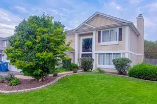 1301 Big Oak Trail, Aurora, IL 60506 - Photo 1