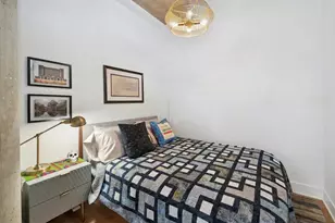 125 E 13th St, Chicago, IL 60605 - Photo 8