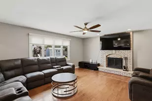 19211 Brompton Ct, Mokena, IL 60448 - Photo 6
