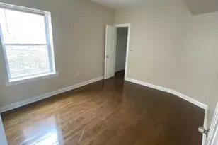 7743 S East End Ave, Chicago, IL 60649 - Photo 8