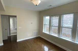 7743 S East End Ave, Chicago, IL 60649 - Photo 4
