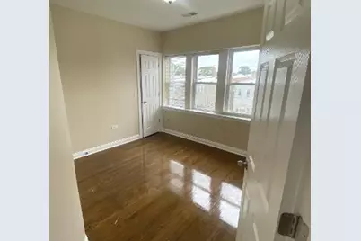 7743 S East End Avenue #3, Chicago, IL 60649 - Photo 6