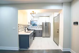 7948 S Evans Ave, Chicago, IL 60619 - Photo 6