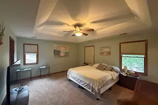 285 E Montrose Ave, Wood Dale, IL 60191 - Photo 6