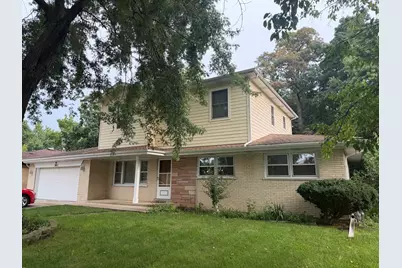 285 E Montrose Avenue, Wood Dale, IL 60191 - Photo 1