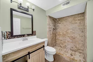 915 Wampum Ct, Carol Stream, IL 60188 - Photo 18