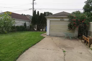 6957 W Fletcher St, Chicago, IL 60634 - Photo 4