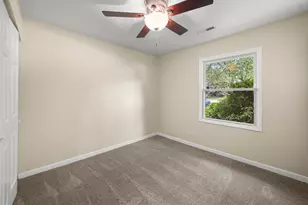 17550 Winston Ct, Country Club Hills, IL 60478 - Photo 12