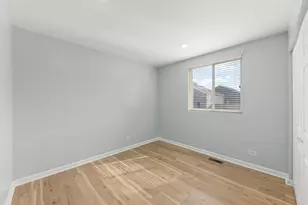 1010 Symphony Dr, Aurora, IL 60504 - Photo 20