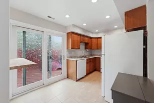 1784 Queensbury Cir, Hoffman Estates, IL 60169 - Photo 6