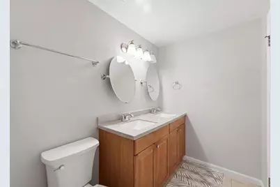 1784 Queensbury Circle #5714, Hoffman Estates, IL 60169 - Photo 22