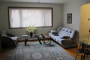 426 W Barry Ave, Chicago, IL 60657 - Photo 4