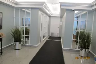 426 W Barry Ave, Chicago, IL 60657 - Photo 2