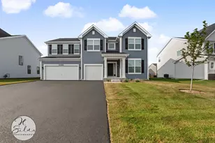 10784 Saxony St, Huntley, IL 60142 - Photo 1