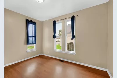 133 S 7th Avenue, Maywood, IL 60153 - Photo 10