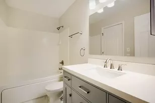17426 Jordan Ln, Lockport, IL 60441 - Photo 18