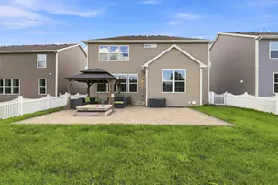 1032 Blazing Star St, South Elgin, IL 60177 - Photo 34